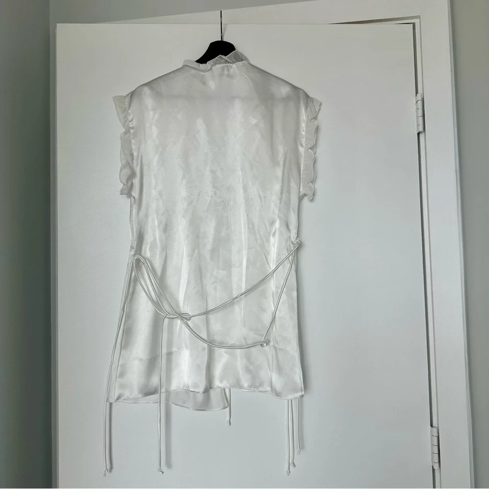 Linea Donatella • Robe - Picture 2 of 9